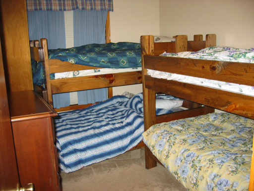 bunkroom2.jpg